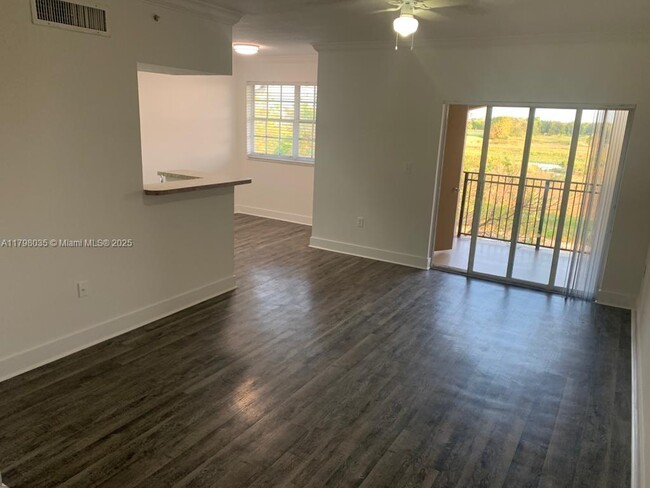 Foto del edificio - 11650 SW 2nd St
