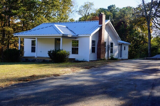 Building Photo - Craftsman's Cottage