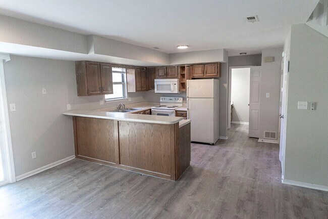 Foto del edificio - 3603 Hermitage Rd