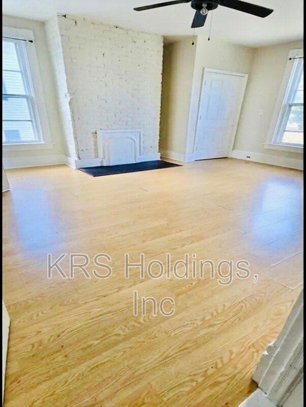 Building Photo - 1105 Fillmore St