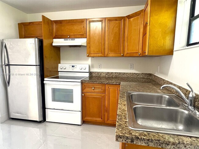 Foto del edificio - 5912 Taylor St