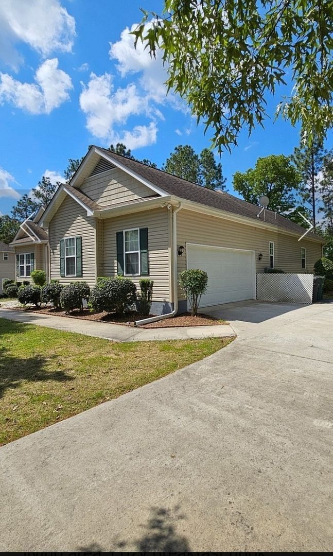 Building Photo - Charming 3BR House in Pinehurst