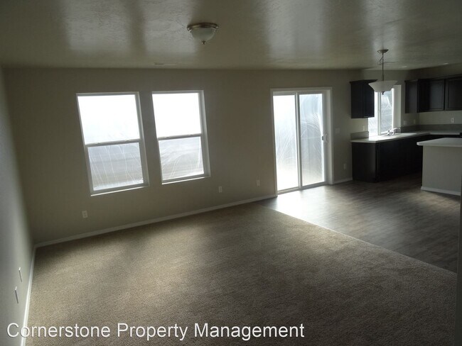 Building Photo - 3 br, 2.5 bath House - 605 W Archerfield