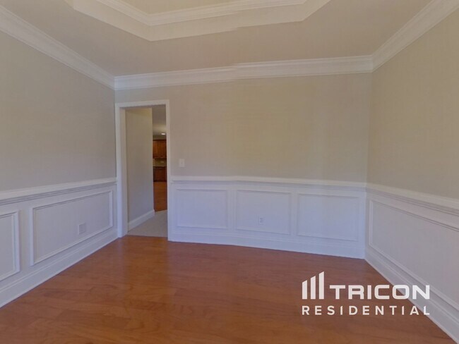 Foto del edificio - 1461 Primrose Park Rd