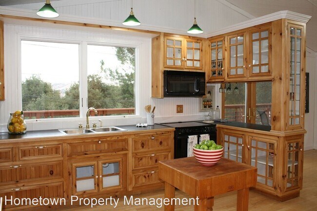 Foto del edificio - 3 br, 2 bath House - 3890 Seperado Ave.