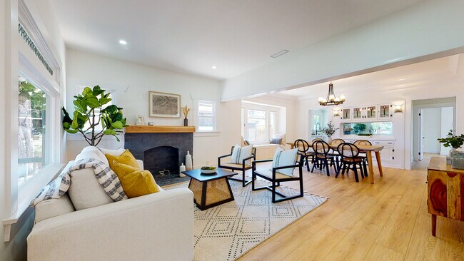 Foto del edificio - 2248 W 29th Pl