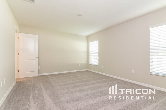 Building Photo - 1748 Broad Winged Hawk Dr