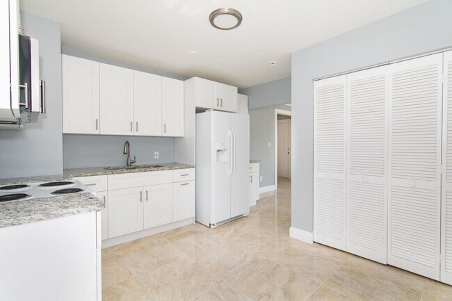 Foto del edificio - 815 6th St