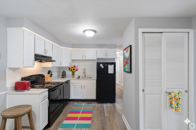 Foto del edificio - Washington Square Apartments (2)