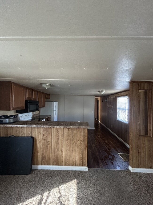 Foto del edificio - 218 Tyler St