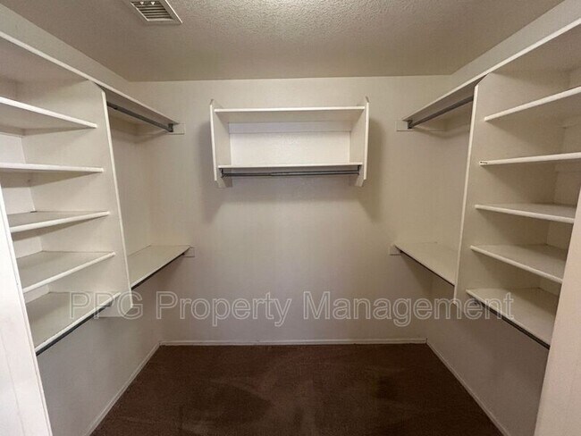 Foto del edificio - 15280 W Eureka Trail