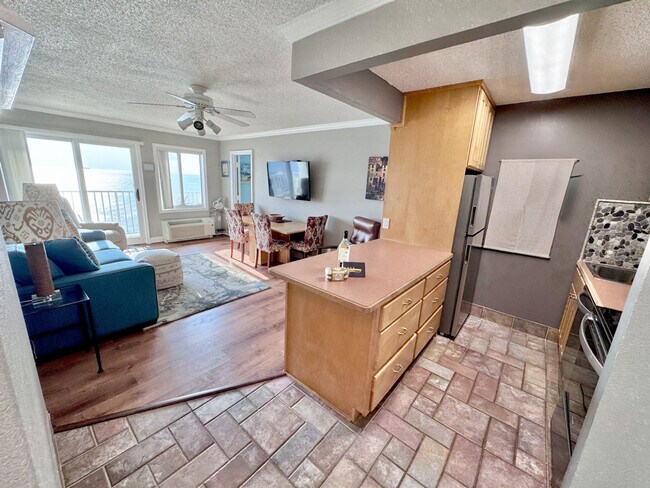 Building Photo - 303 Atlantic Ave