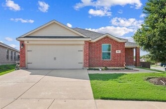 Building Photo - 900 Sapphire Dr
