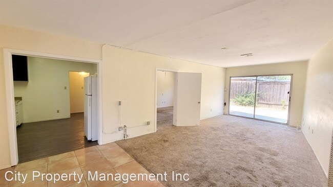 Building Photo - 4 br, 2 bath House - 13634 Midland Rd