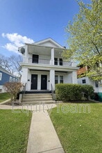 Building Photo - 3905 Isabella Ave