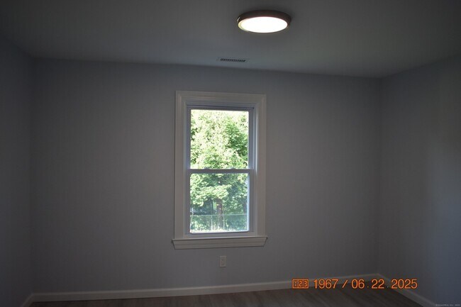 Foto del edificio - 43 Highland Ave