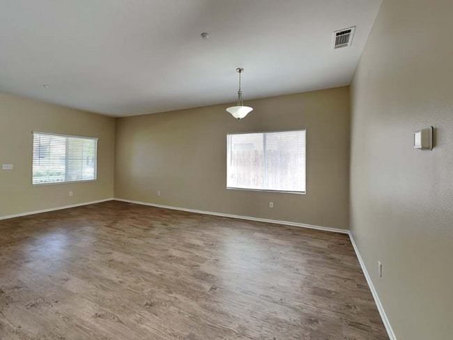 Building Photo - 16121 Filbert St
