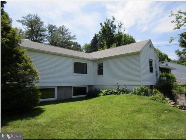 Building Photo - 537 Kemmerer Rd