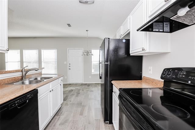 Building Photo - 7201 Avington Way