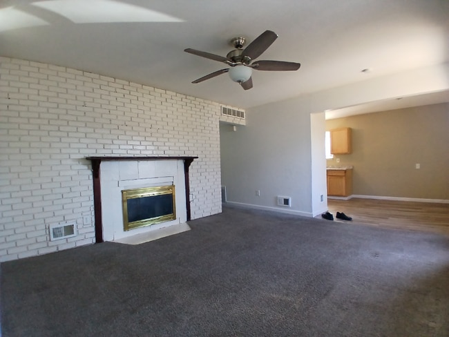 Building Photo - 5683 Gertrude St