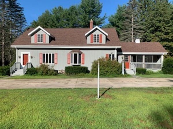 Primary Photo - 627 West