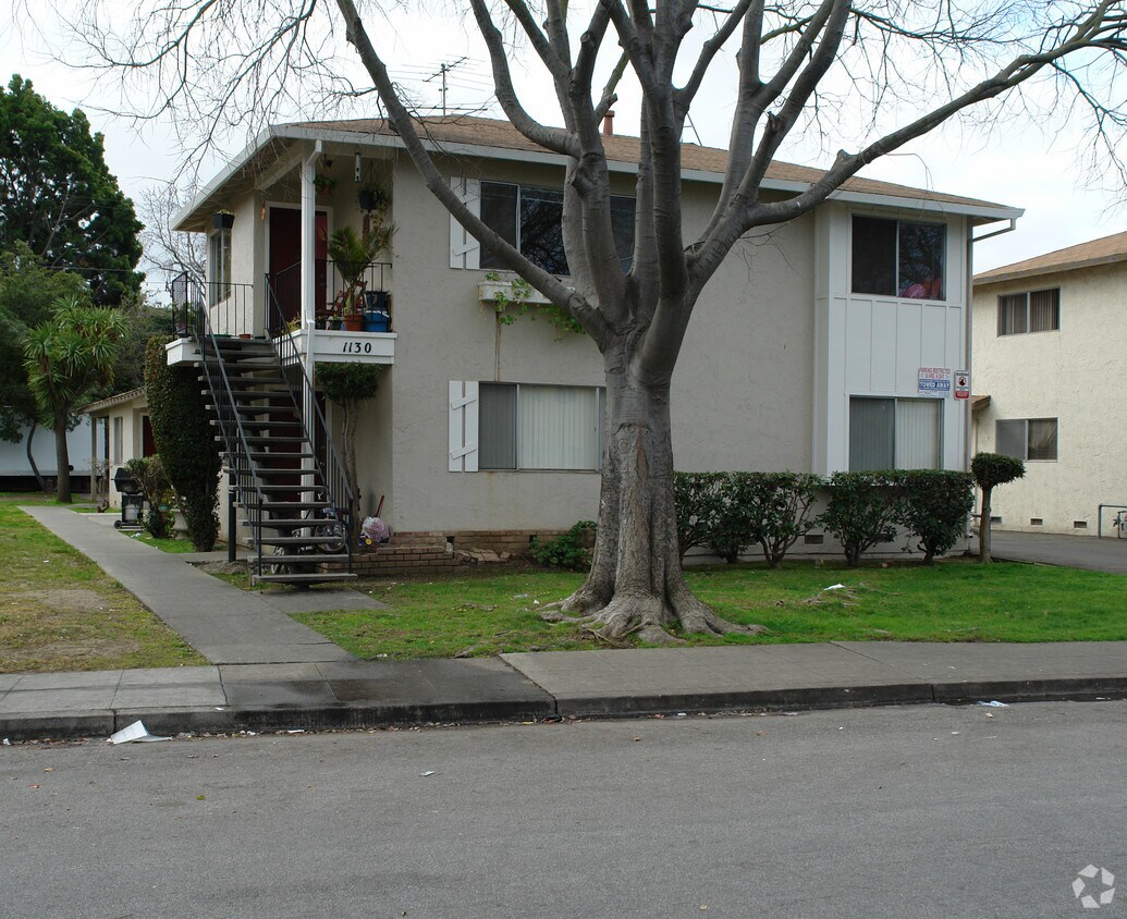 Foto del edificio - 1130 Ayala Dr