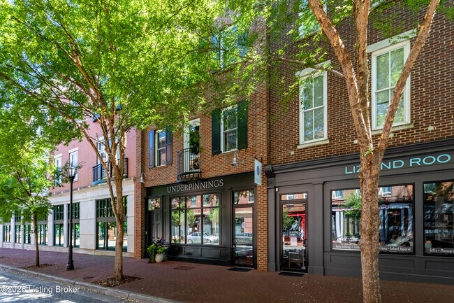 Foto del edificio - 9414 Norton Commons Blvd