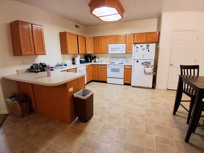 Foto del edificio - 416 N Seven Peaks Blvd