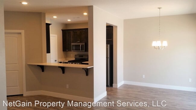 Building Photo - 3 br, 2.5 bath House - 175 E Fiddlers Cany...