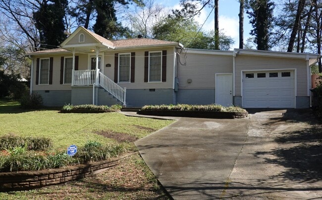 Photo - 116 Woodland Ct House