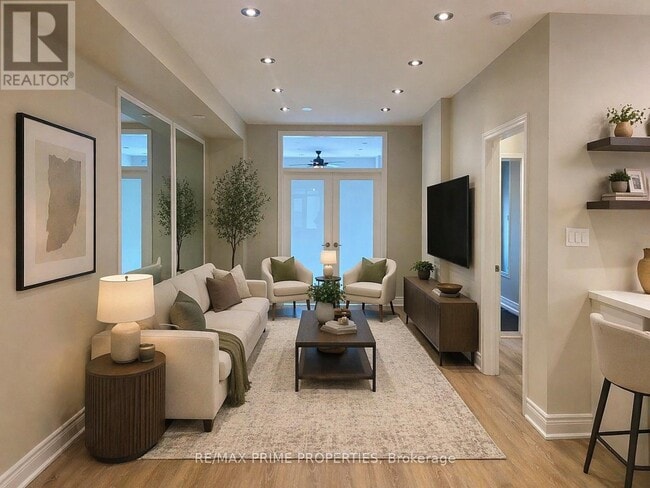 Building Photo - 2929 Bur Oak Ave