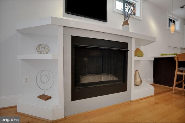 Foto del edificio - 2106 10th St NW