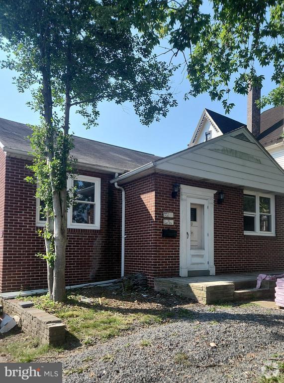 Building Photo - 75 S Mineral St