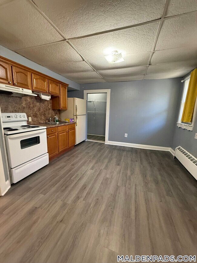 Foto del edificio - 428 Salem St