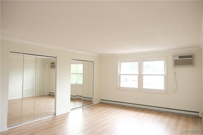 Foto del edificio - 6321 W Quaker St