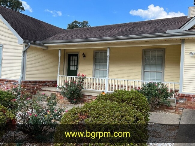 Building Photo - 1308 Marsha Dr