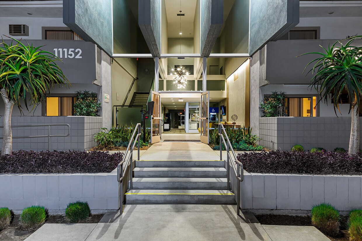 Ascent Apartment Homes Apartments in Los Alamitos, CA Westside Rentals