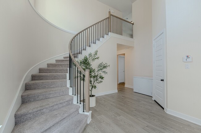 Building Photo - 102 Shining Succulent Dr