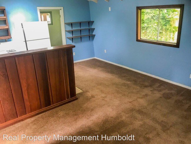 Foto del edificio - 2424 Hubbard Ln