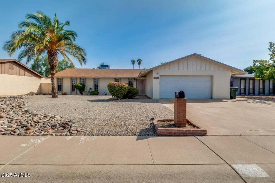 Foto principal - 3627 W Bloomfield Rd