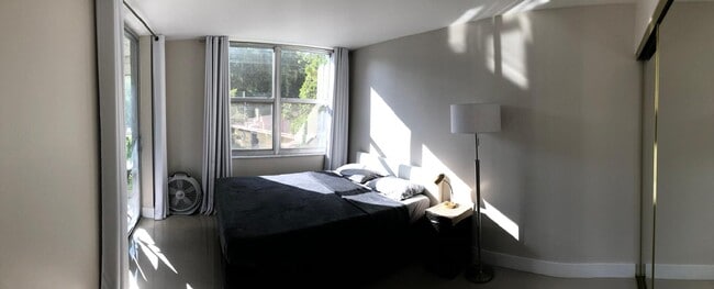 Foto del edificio - 17890 W Dixie Hwy