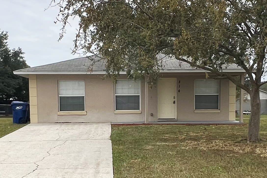 314 Christy Rd House Rental in Mascotte, FL