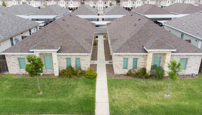 Foto del edificio - 420 Carlisle Ave