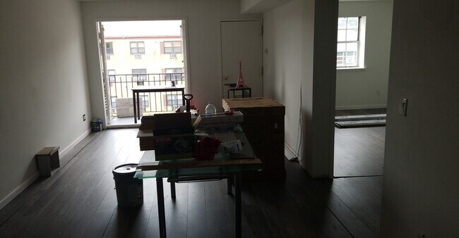 Foto del edificio - 525 Clove Rd
