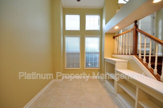 Foto del edificio - 2198 Goodwood Blvd SE
