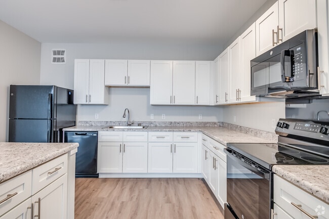 2BR, 2BA - 1,347SF - Kitchen - The Fort at Rail Yard