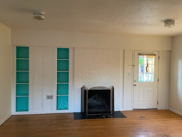 living room - 1940 Lake Ave