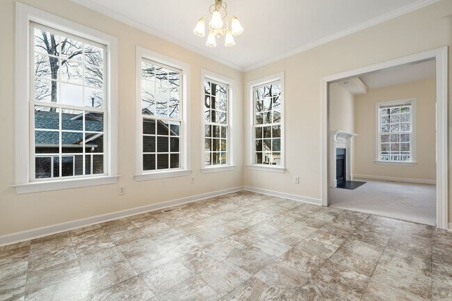 Foto del edificio - 3 Bed 2 Bath Chatham Forest Home - Available Now!