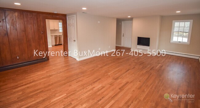 Foto del edificio - Freshly Renovated 3-Bedroom Home in King of Prussia