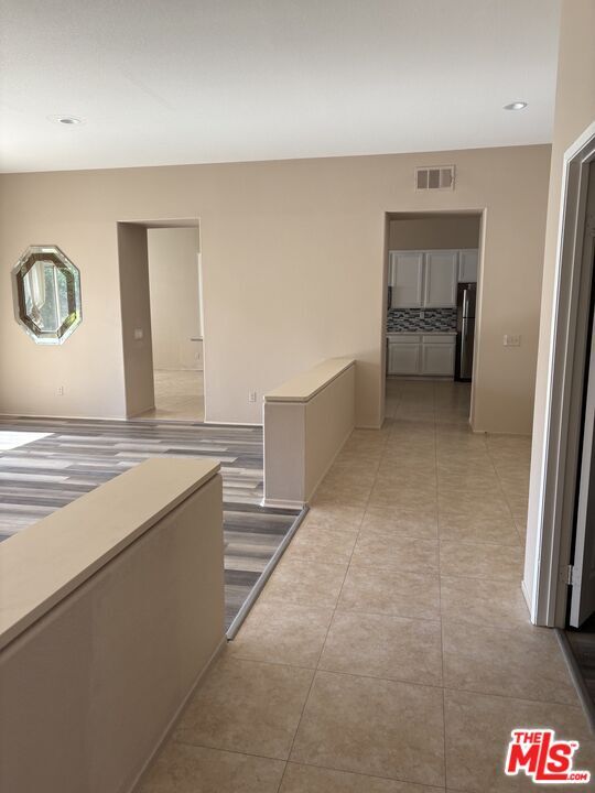 Foto del edificio - 40808 Eastwood Ln